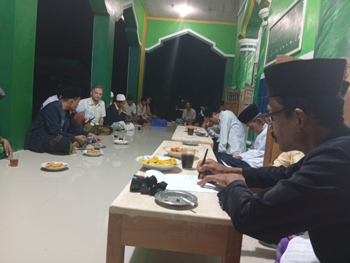 PEMBENTUKAN TAKMIR MASJID BAITUSSALAM DESA BULUSARI