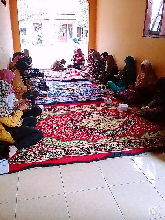 Kegiatan kelas ibu hamil dibuka dengan bacaan Basmallah