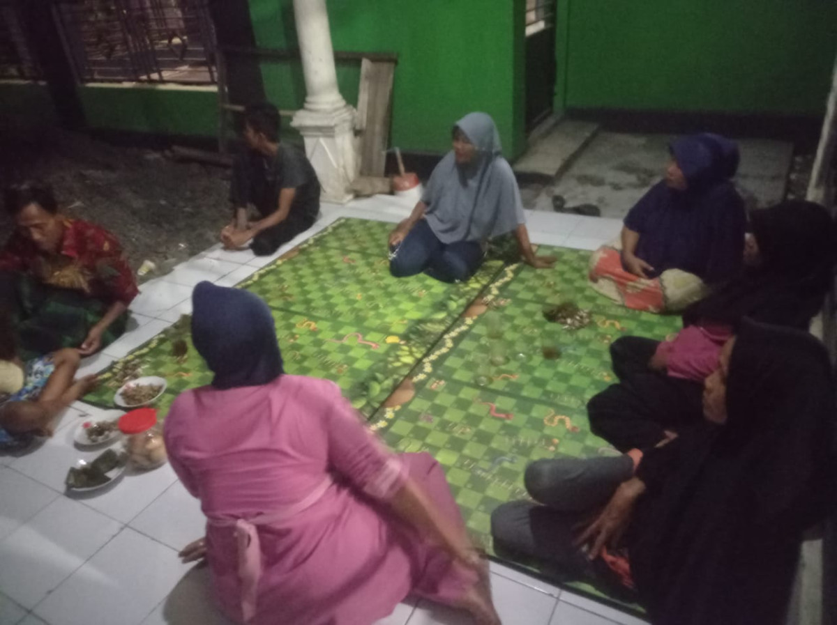 Pertemuan Rutin RW 03