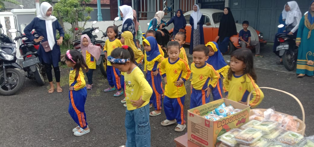 Kegiatan Jumat Berkah PKK dan KB Bintang Rahayu