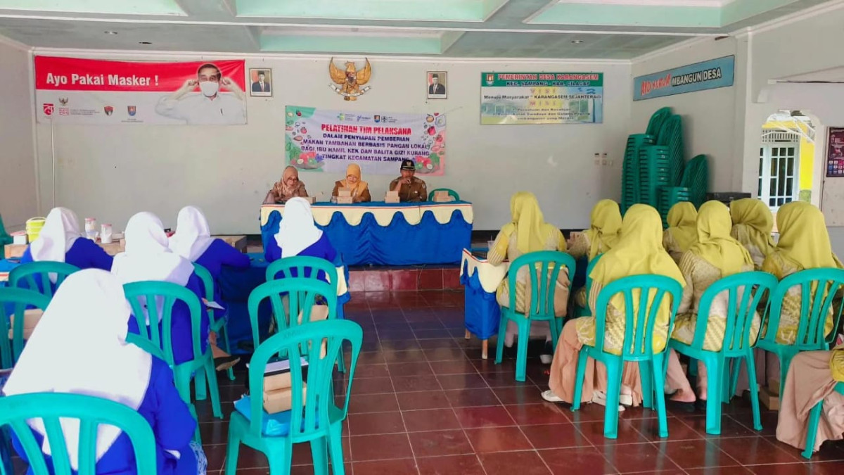 Pelatihan Tim Pelaksana Dalam Penyiapan Pemberian Makan Tambahan Berbasis Pangan Lokal Bagi Ibu Hamil KEK Dan Balita Gizi Kurang