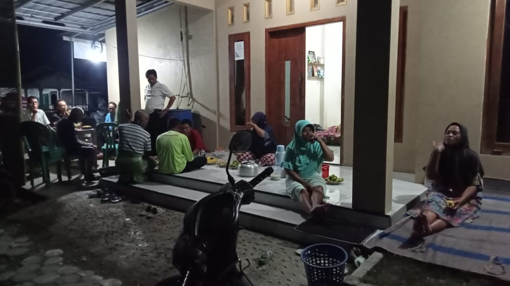 Pertemuan Rutin Warga RT 01 RW 03