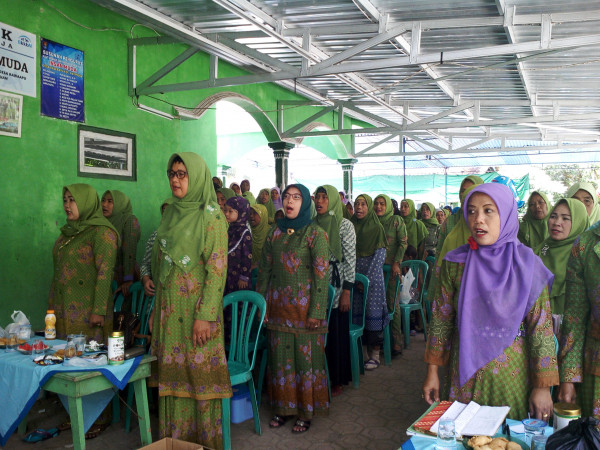 PENGAJIAN RUTIN & MUSLIMATAN TK.DESA RAWAAPU