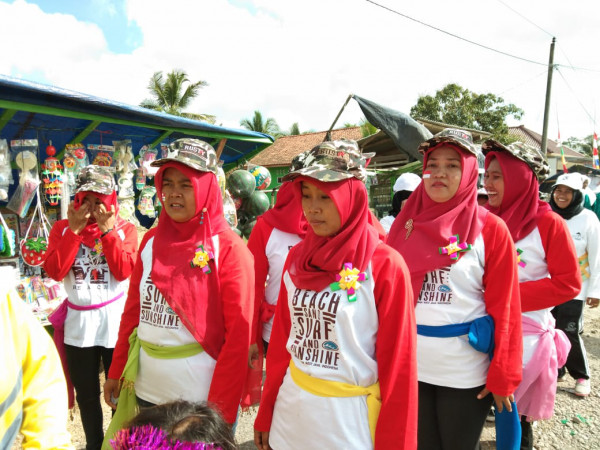 PERSIAPAN IBU-IBU PUS GERAK JALAN