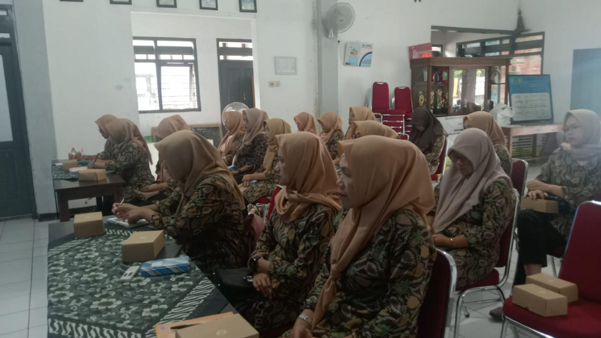 Rakor dan Sosialisasi Reproduksi Sehat dan Fungsi KB