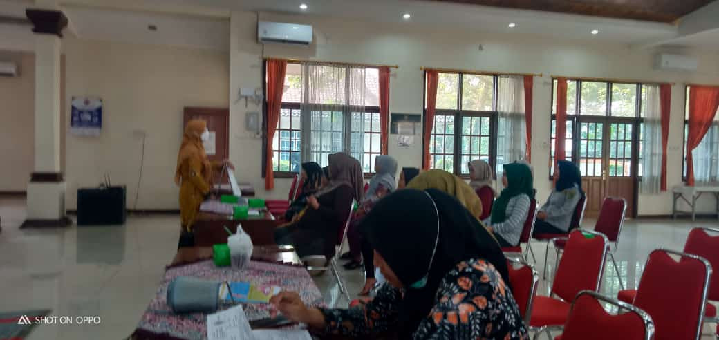 Kelas ibu hamil