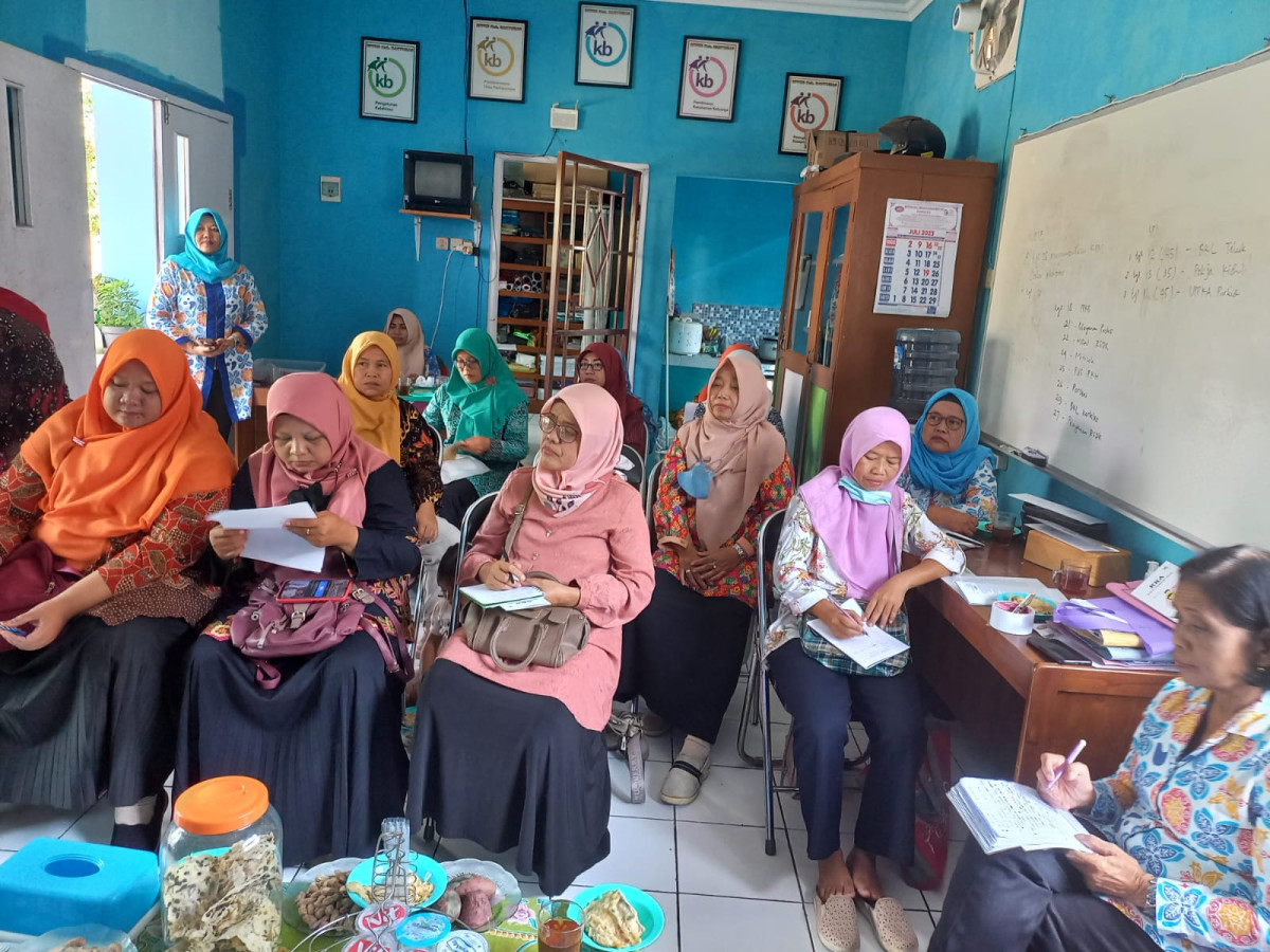 Pertemuan Pengurus BKB (Bina Keluarga Balita) se Kecamatan Purwokerto Selatan