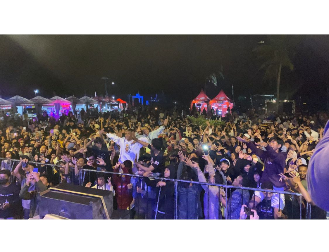 Take Photo by Imam Syafingi