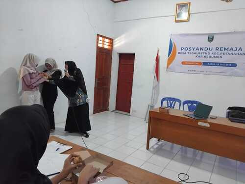 Praktek Pengukuran BB, TB, Lila