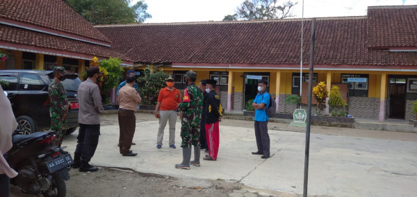 KERJA BAKTI TEMPAT ISOLASI TERPUSAT PENANGANAN COVID-19