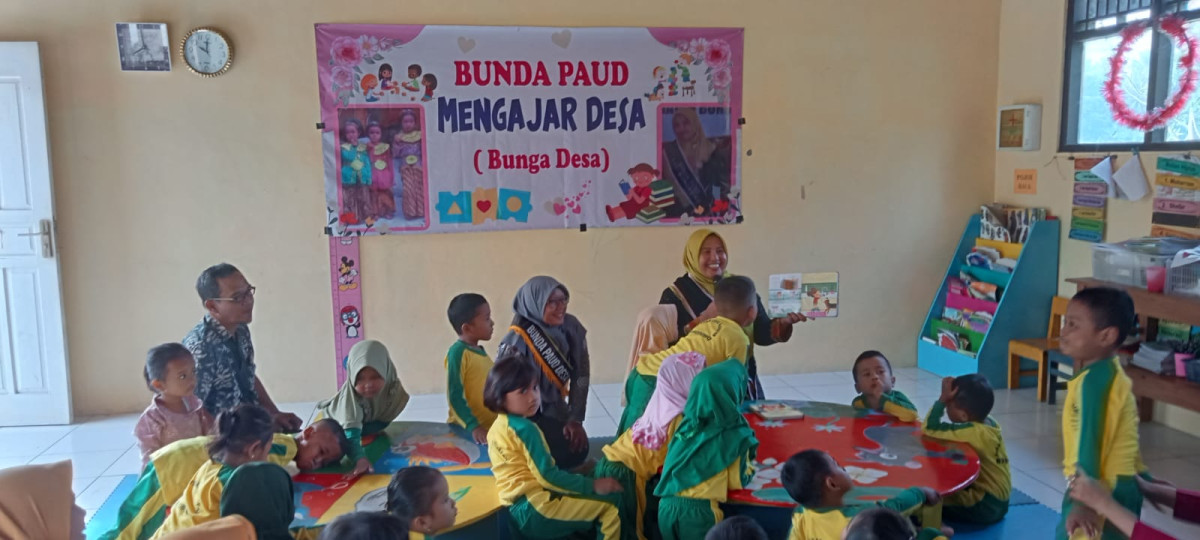 Bunda PAUD Kecamatan Mengajar di Desa