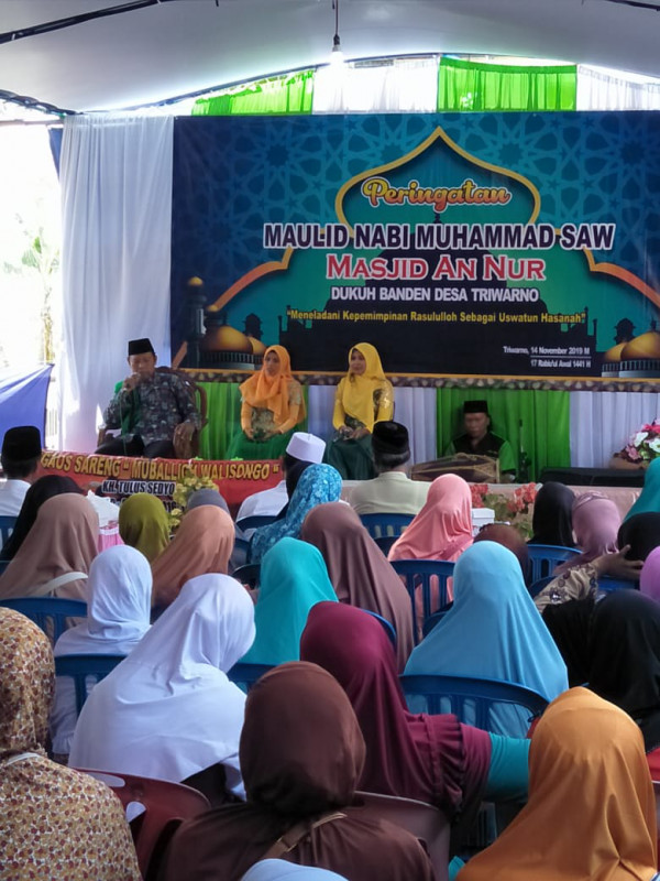 Warga RW 1 Memperingati Maulud Nabi