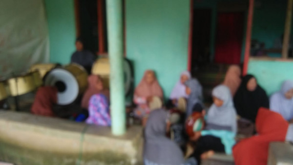 Pengajian Muslimat NU Cabang Desa Wonorejokulon