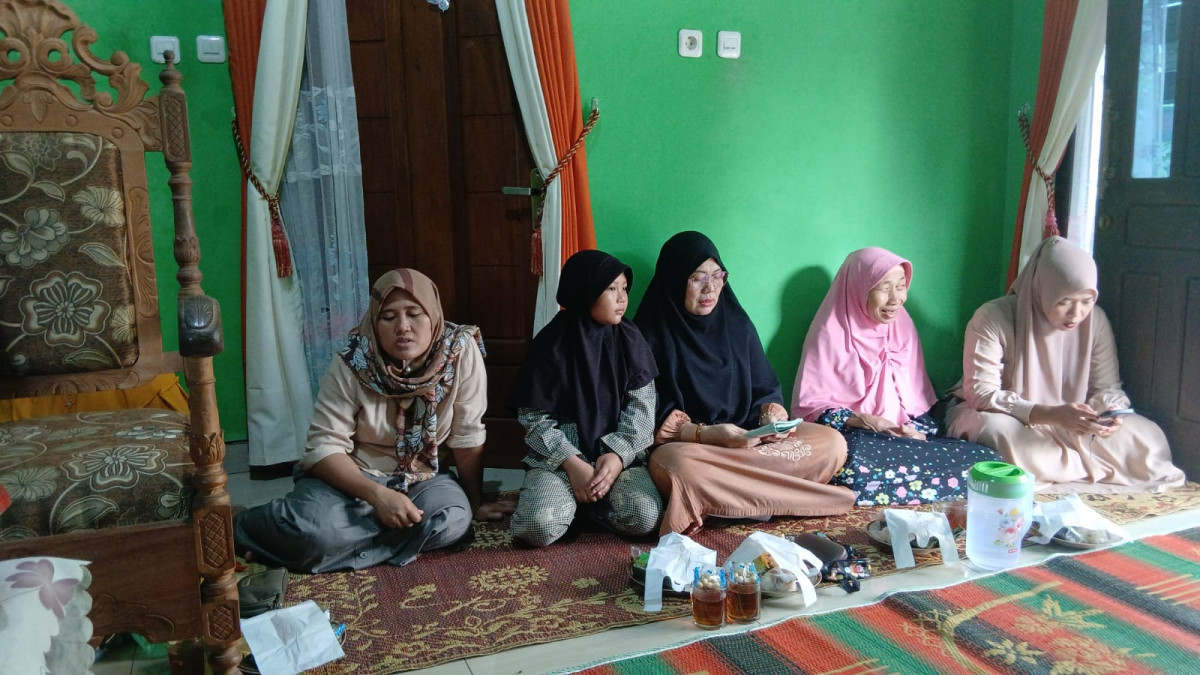 Menyejukkan Hati, Menguatkan Iman: Pengajian Mingguan di Dukuh Cadukan Bangun Spiritualitas Warga
