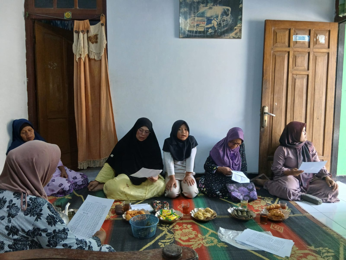 Pengajian Rutin RW 3: Meriahkan 17 Agustus dengan Doa dan Kebersamaan