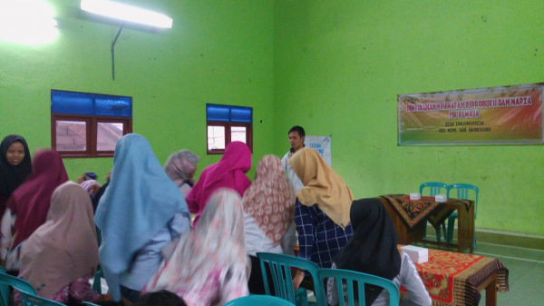 Penyuluhan dari PIK-R kecamatan