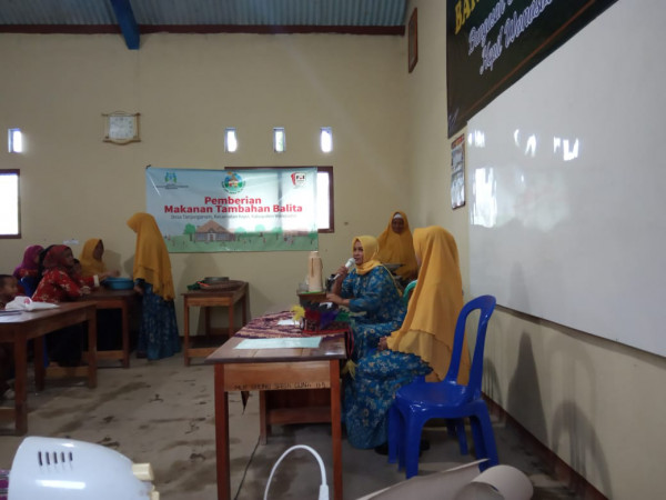 Pelatihan pembuatan kue bolu karamel singkong