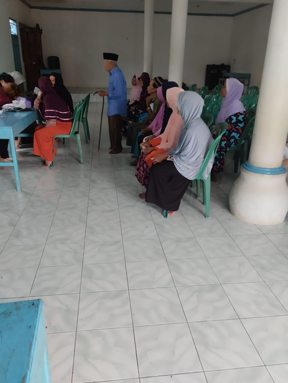 EDUKASI KESEHATAN IBU HAMIL ,BALITA ,REMAJA DAN LANSIA