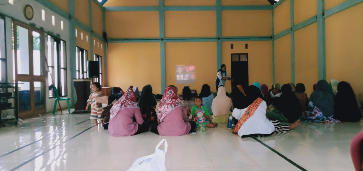 Sosialisasi Kesehatan Reproduksi Perempuan bersama PT Dayu Garment