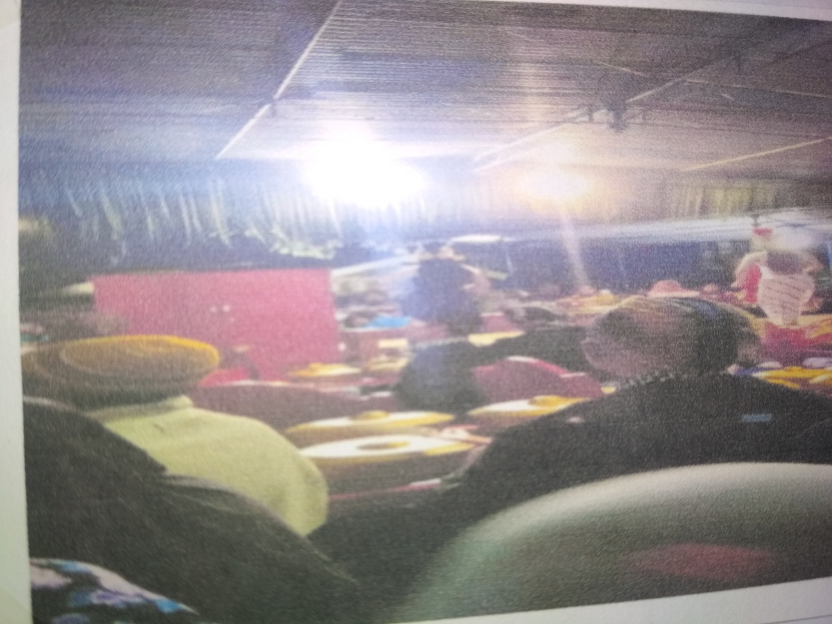 PENTAS SENI TARI LENGGER