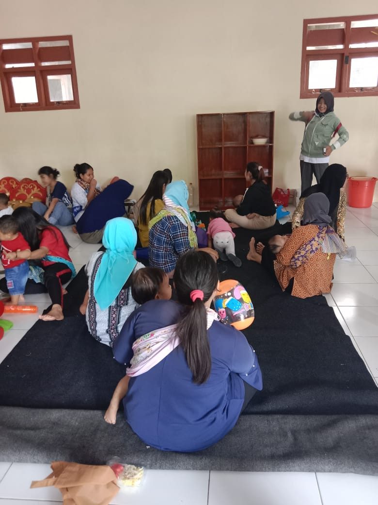 Edukasi kesehatan ibu hamil, balita, remaja, dan lansia