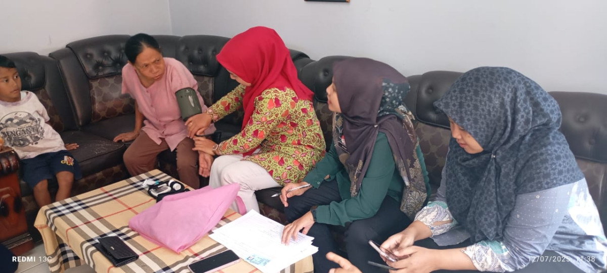 Kunjungan rumah sasaran beresiko ptm