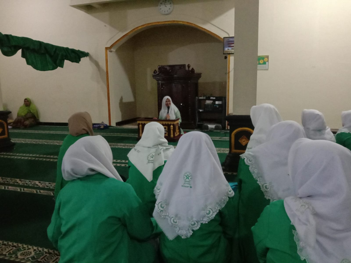 Penyuluhan   dan Konsultasi Keagamaan