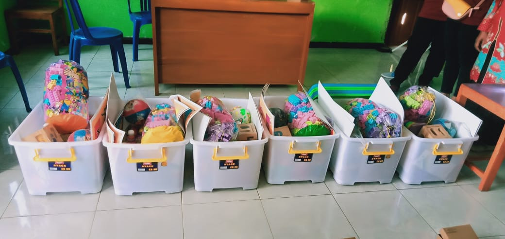 Enam set APE yang akan didistribusikan ke 6 Kelompok BKB HI Kampung KB desa Sidorejo