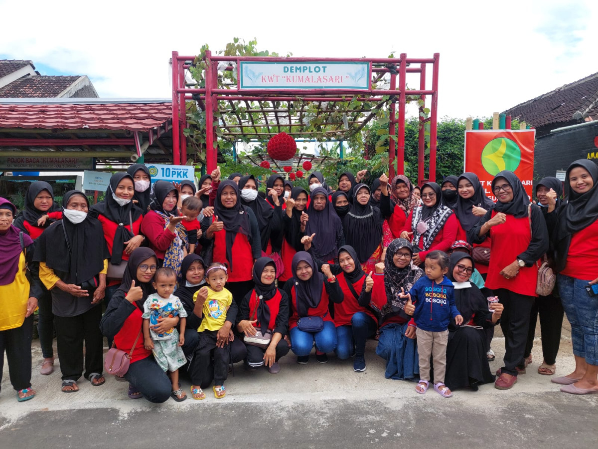 KWT Kumalasari Ngromo menerima kunjungan dari KWT Bogor Kec. Nguter utk tuka pengalaman