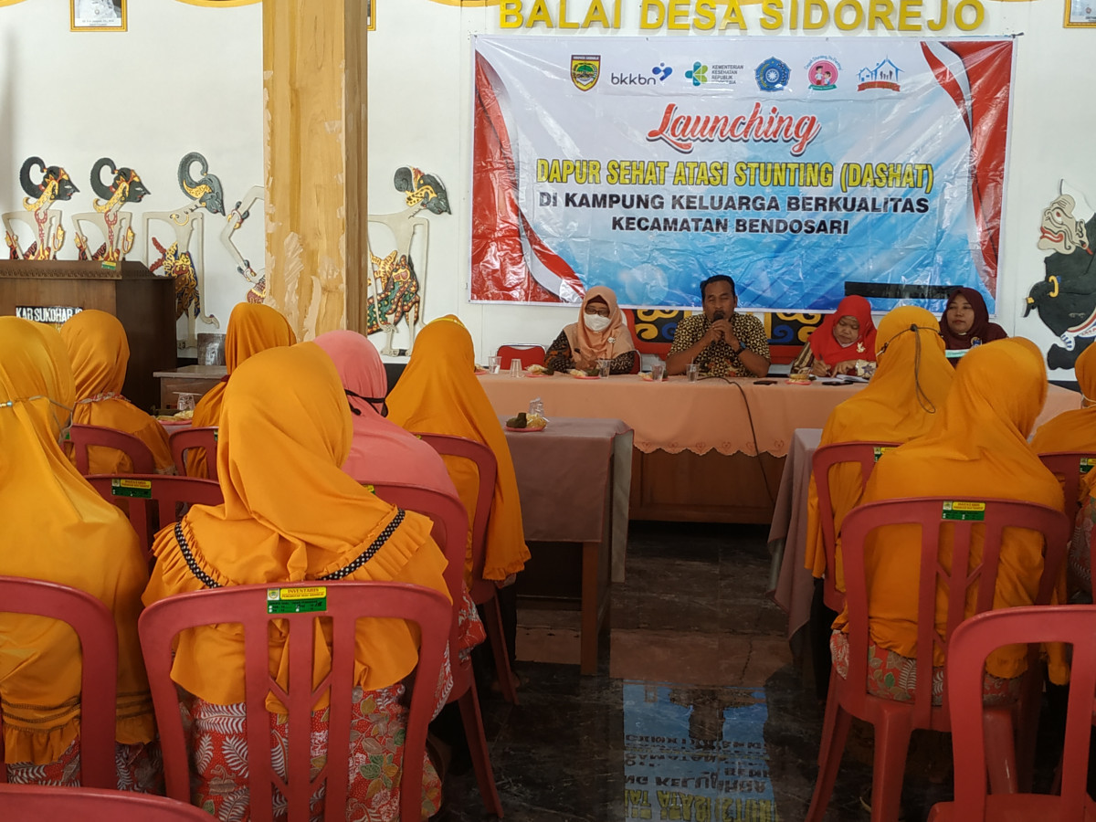 Launching Dapur  Sehat Atasi Stunting (DASHAT) di Kampung KB