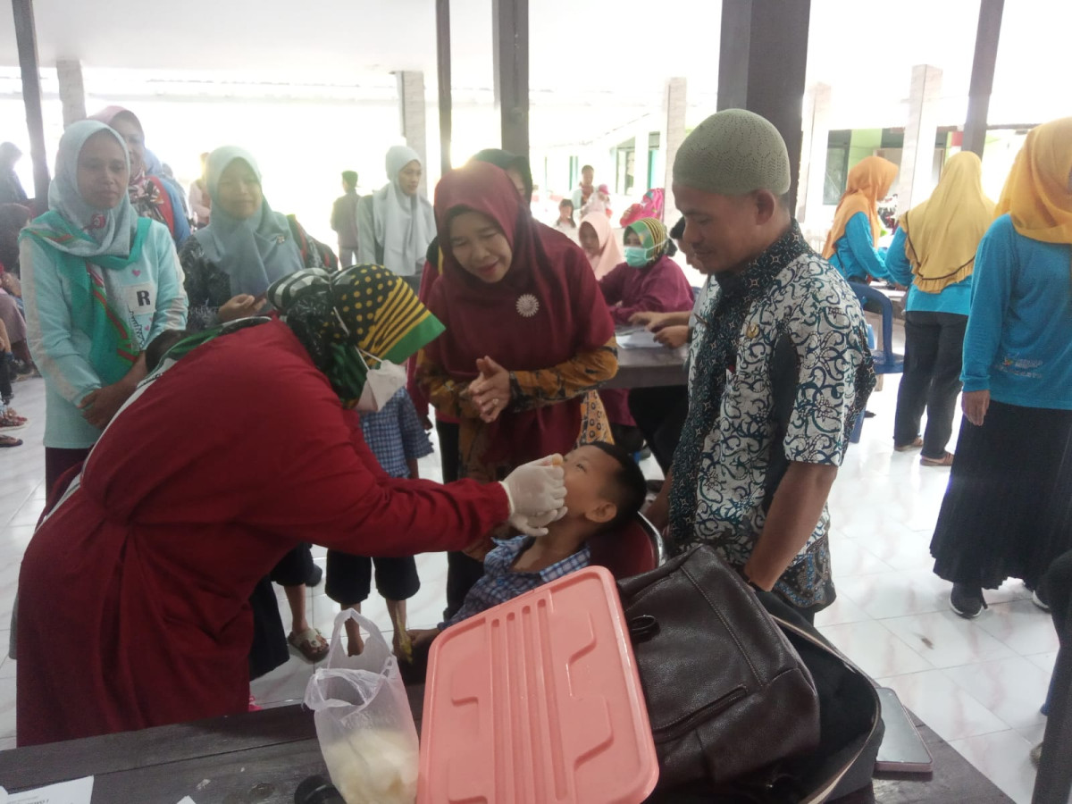 Pelaksanaan Kegiatan PIN POLIO Desa Selomarto