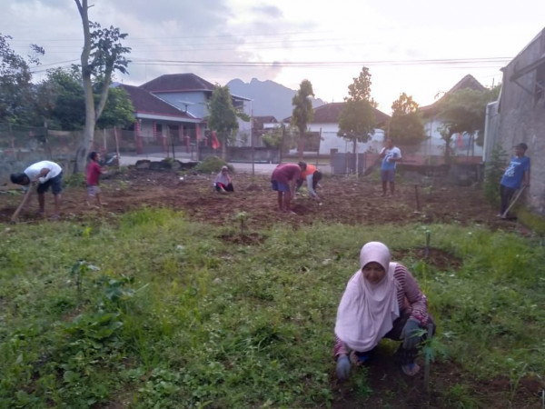 Kerja Bakti