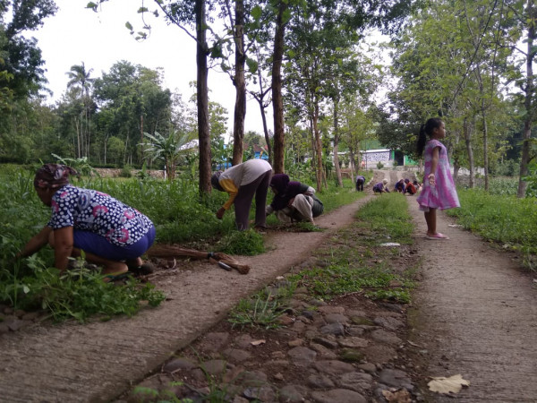 Kegiatan Minggu Bersih di kampung Kb berseri