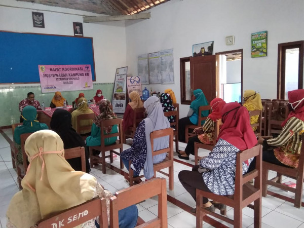 Kegiatan Musyawarah Kampung KB Berseri bersama PKK Kecamatan Sidoharjo