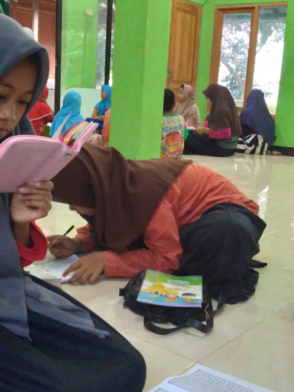 Taman Pendidikan Al Qur'an dan Buka Bersama