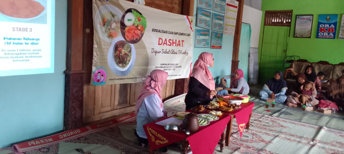 PERTEMUAN POKJA KAMPUNG KB DAN SOSIALISASI DAN IMPLEMENTASI DAHSAT (DAPUR SEHAT ATASI STANTING)