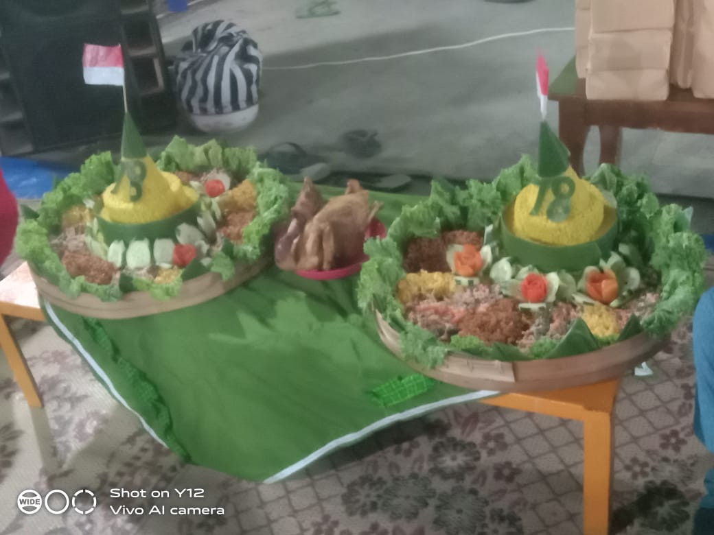 Tumpeng Kemerdekaan