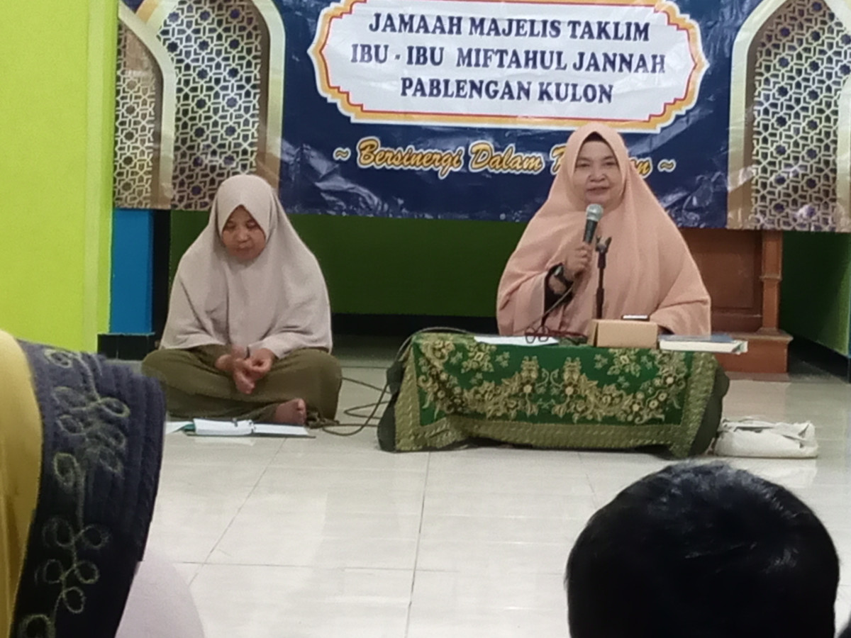 Pengajian Rutin Malam Jum'at Paing