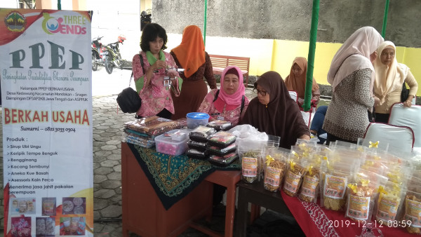 Pameran Produk Kelompok UPPKS Berkah Usaha