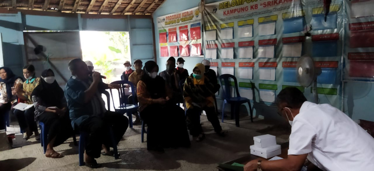Rapat Ops Ketahanan Keluarga Berbasis Kelompok Kegiatan ( Poktan) Di Kampung KB