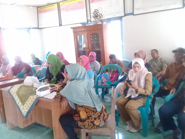 Rapat  Musyawarah Desa Kampung KB