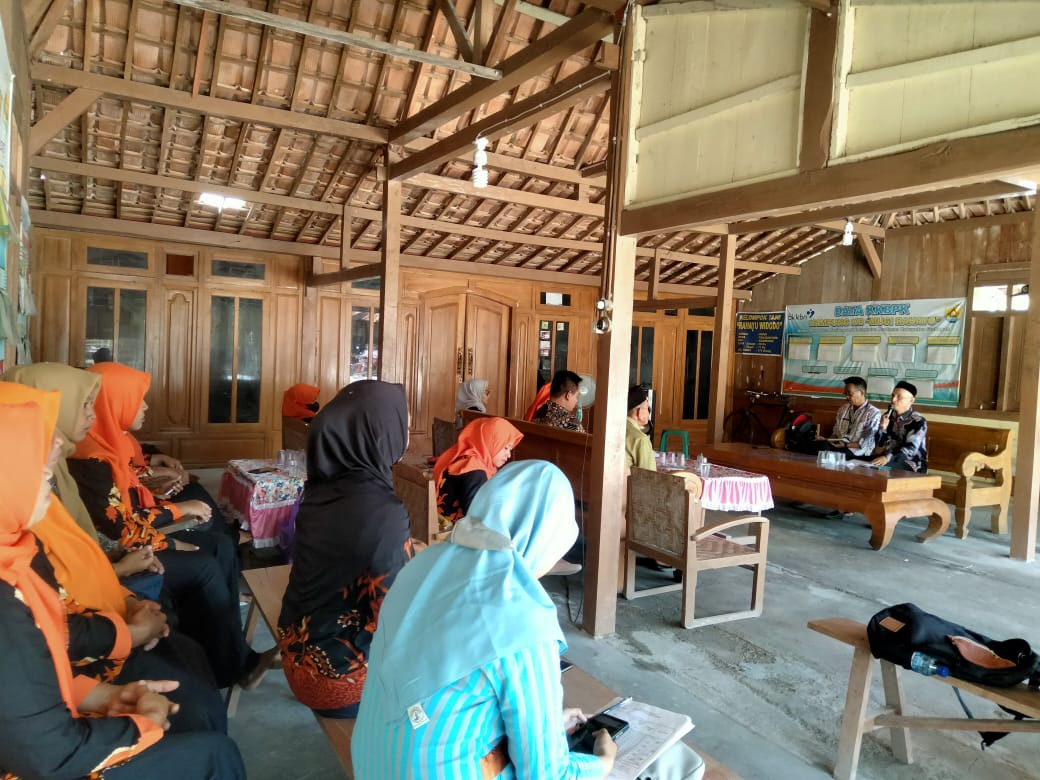 Rapat Operasional Ketahanan Keluarga Berbasis Kelompok Kegiatan (Poktan) Di Kampung KB