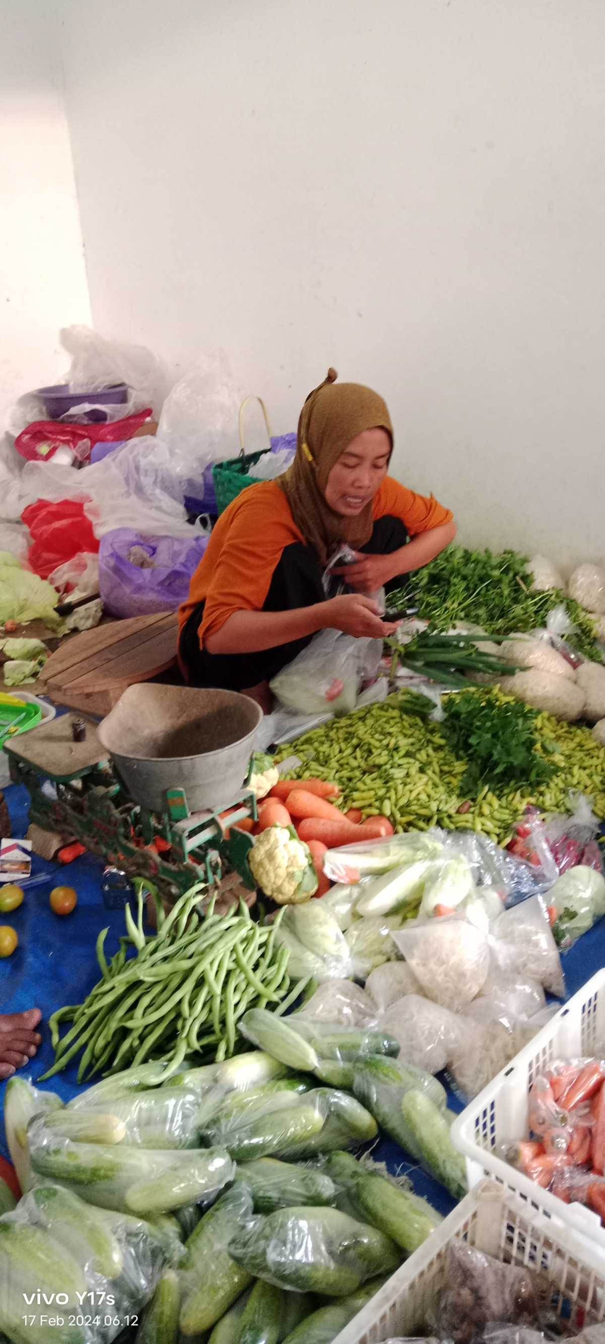 Penjual sayuran di pasar