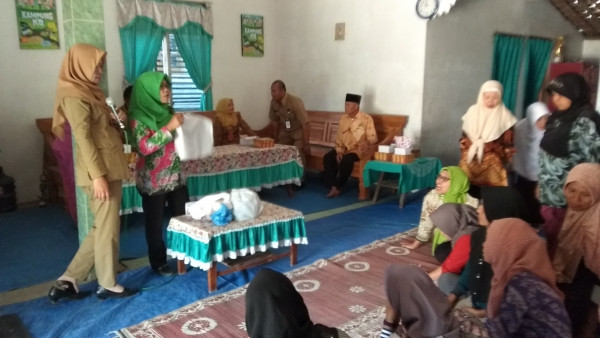 Pengenalan bahan,alat,dan toko yang menjual perlengkapan membatik