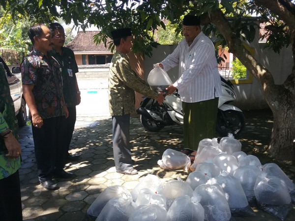 Penebaran Benih Ikan