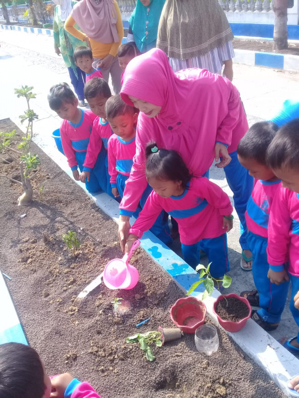 KUBUAT TAMAN PAUD KU