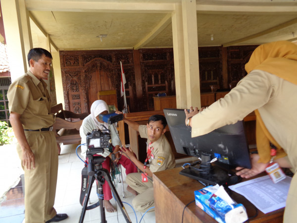 rekam iris mata warga penderita gangguan jiwa