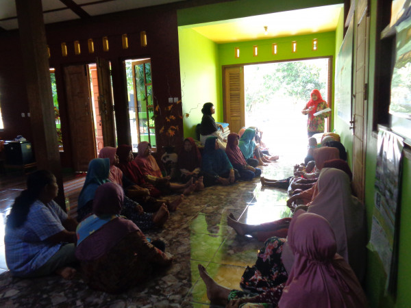 pengarahan dari Ketua Pokja