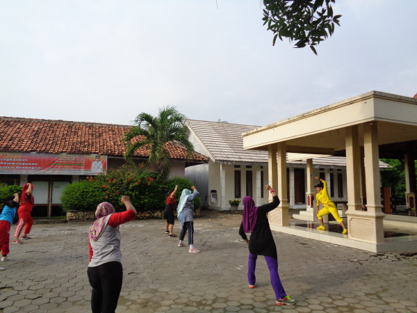 satu, dua ,tiga, empat