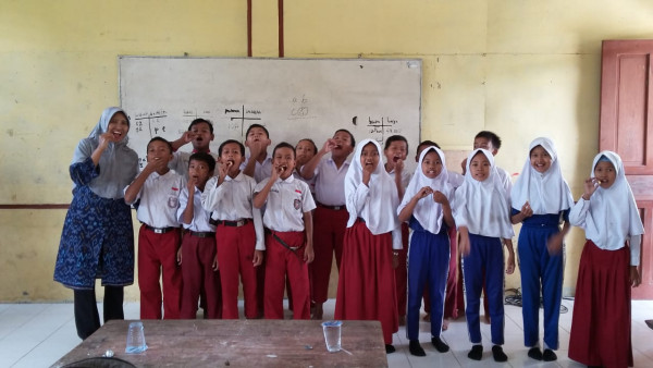 BASMI CACING BERSAMA